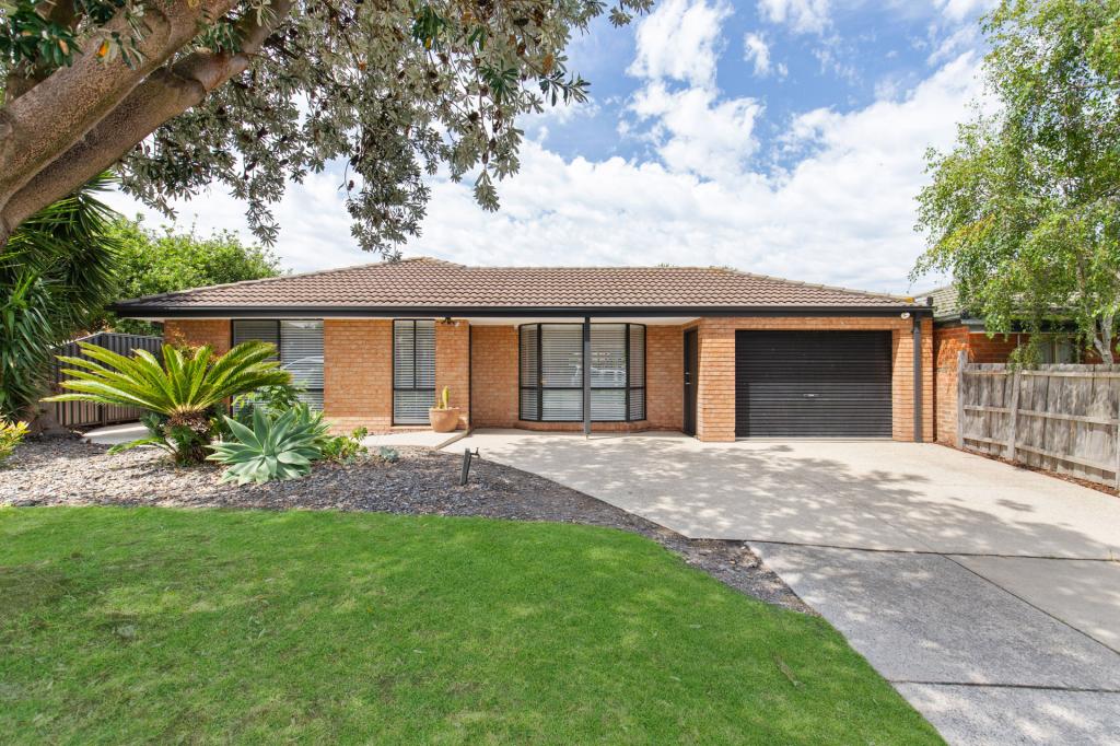 8 Helm Ct, Carrum Downs, VIC 3201