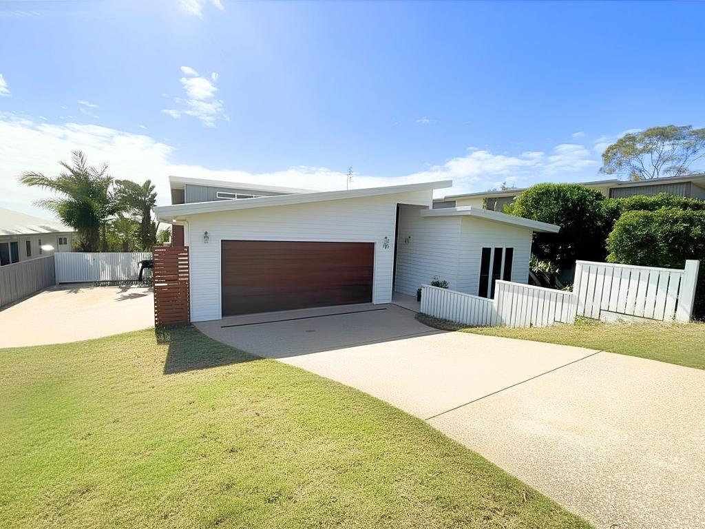 76 Seaspray Dr, Agnes Water, QLD 4677