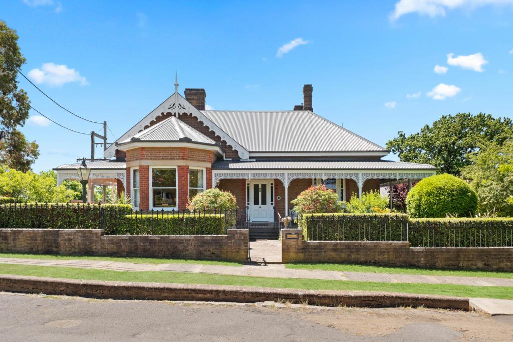 21 Hurst St, Goulburn, NSW 2580