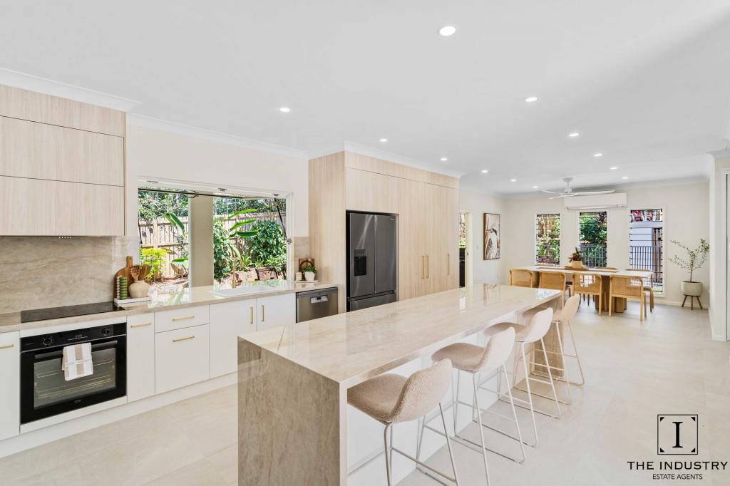 12 Gilmore St, Bentley Park, QLD 4869