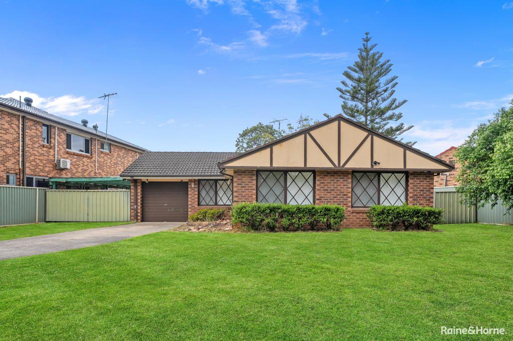 8 Devenish St, Greenfield Park, NSW 2176