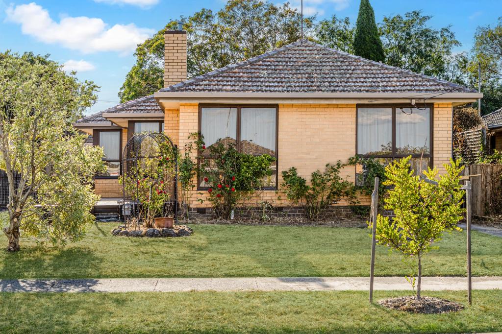 37 Pauls Cres, Wendouree, VIC 3355