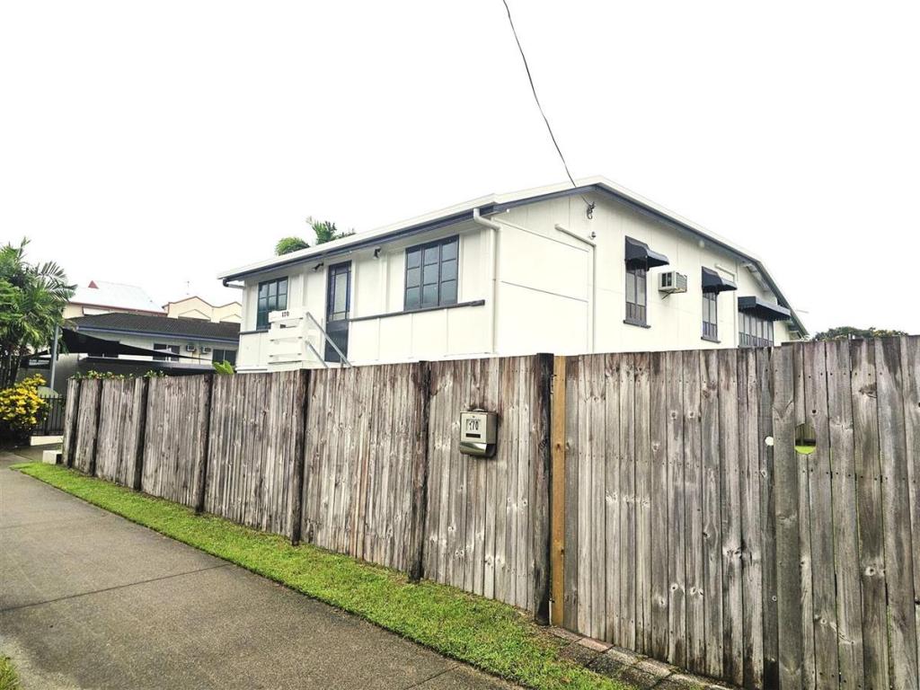 170 Mcleod St, Cairns North, QLD 4870