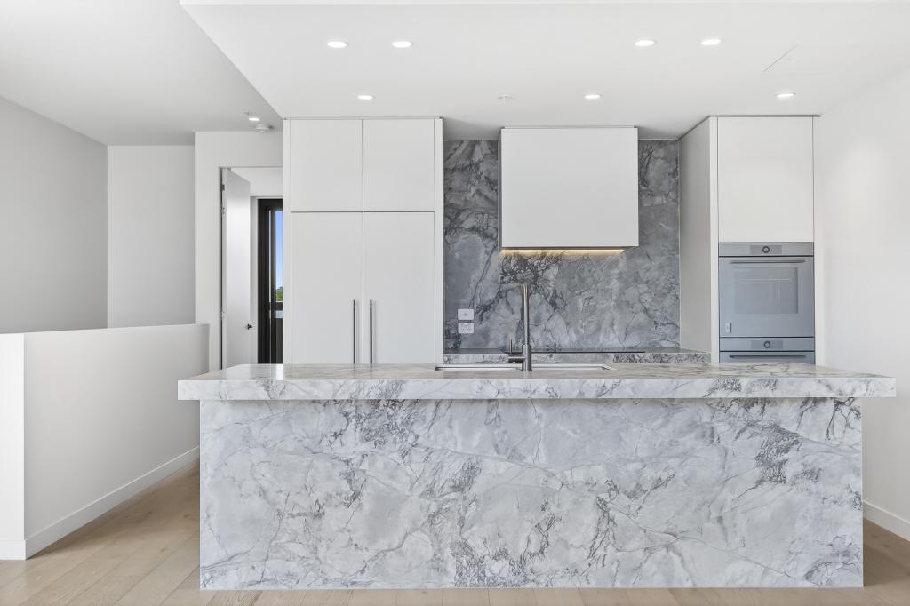 102/39 Bay St, Rippleside, VIC 3215