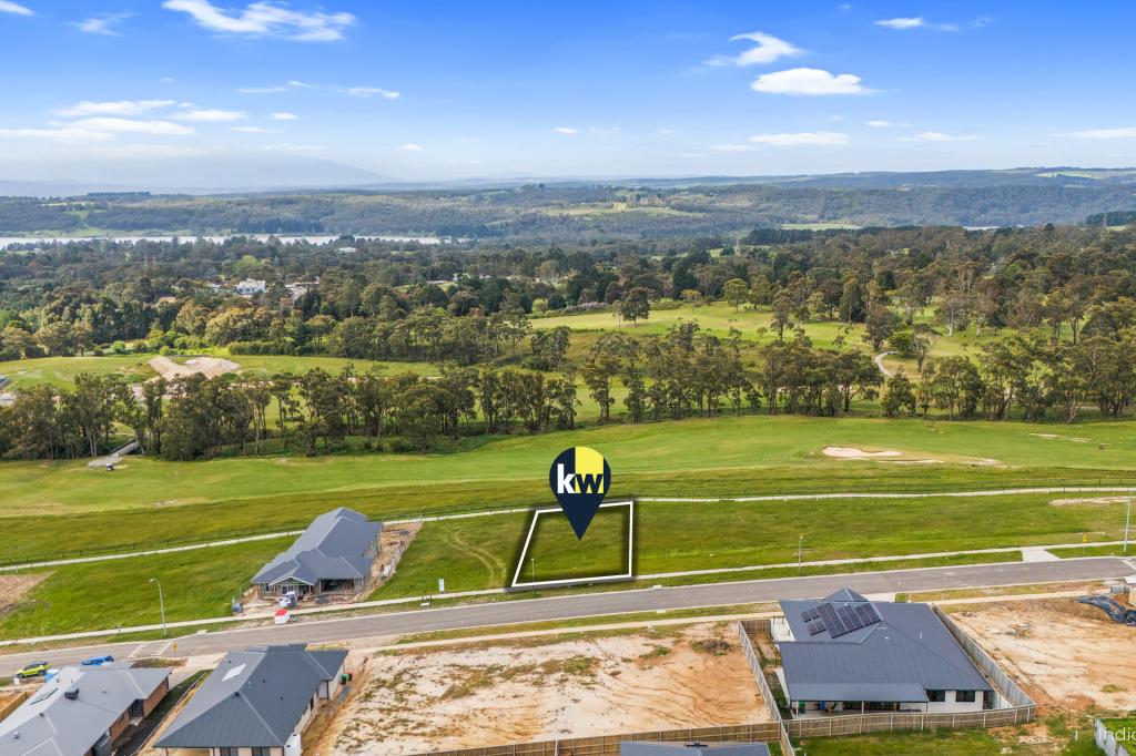 37 Gleneagles Dr, Newborough, VIC 3825