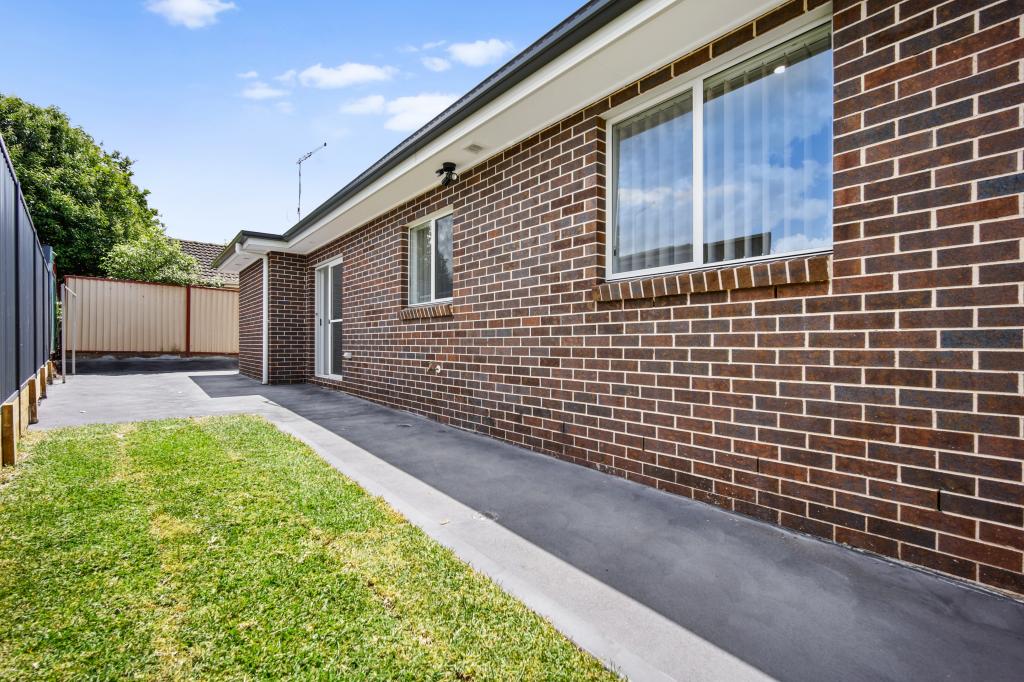 32 A Endeavour St, Seven Hills, NSW 2147