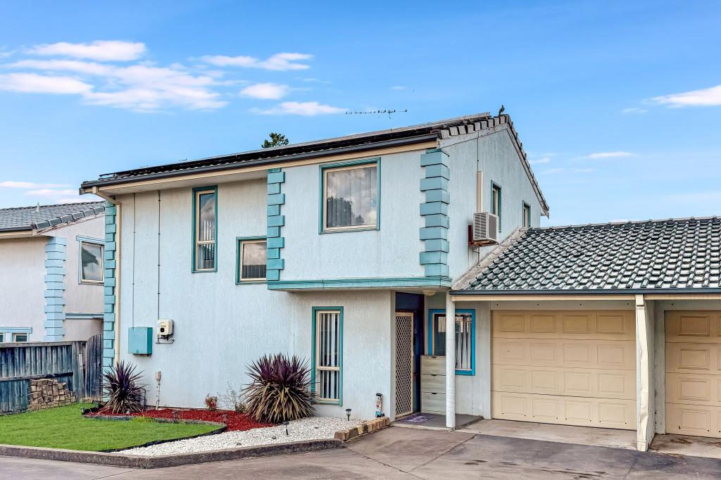 42 Whitehaven Ave, Quakers Hill, NSW 2763