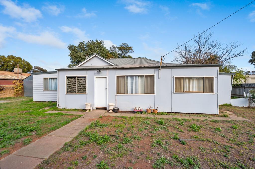 1a Moran St, Boulder, WA 6432