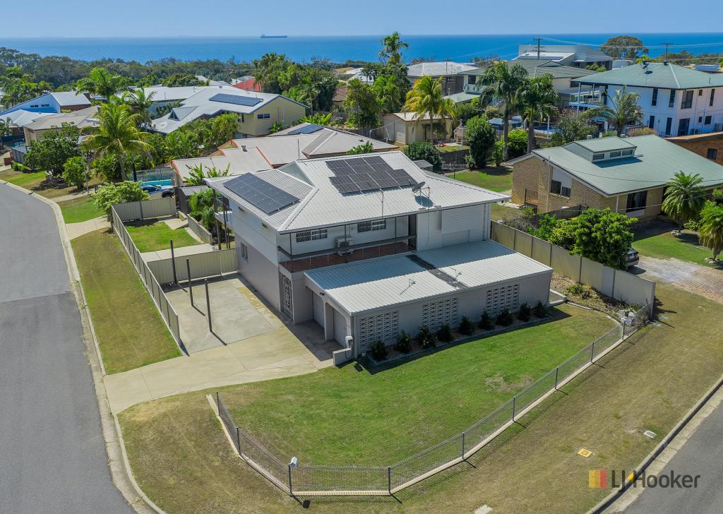 54 Booth Ave, Tannum Sands, QLD 4680