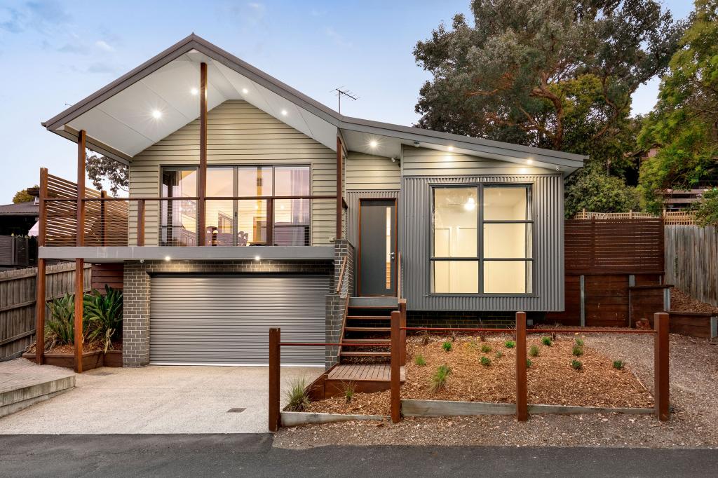 45A CURTAIN RD, HURSTBRIDGE, VIC 3099