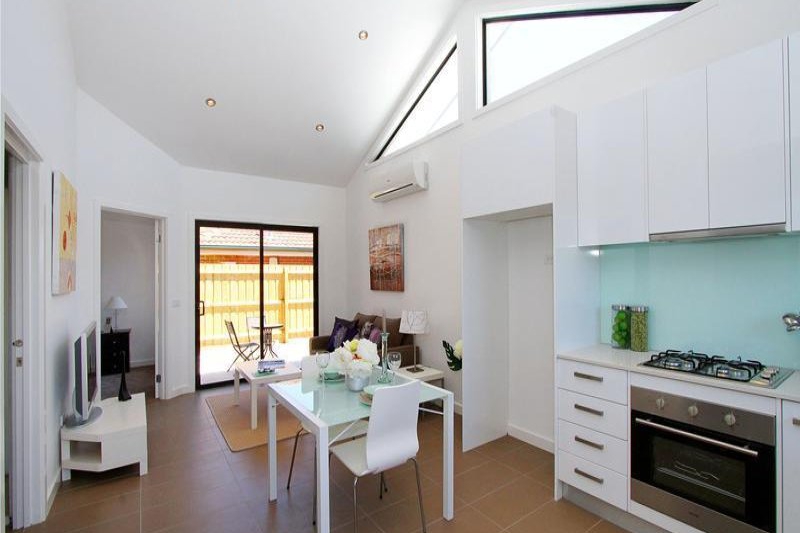 3/10 Corvey Rd, Reservoir, VIC 3073