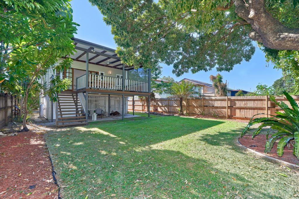 19 Boland St, Westcourt, QLD 4870