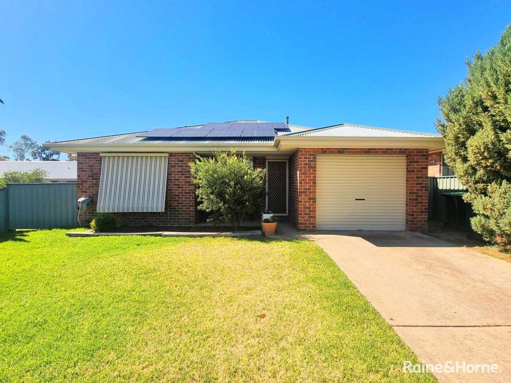 6/3a Sam Pl, Young, NSW 2594