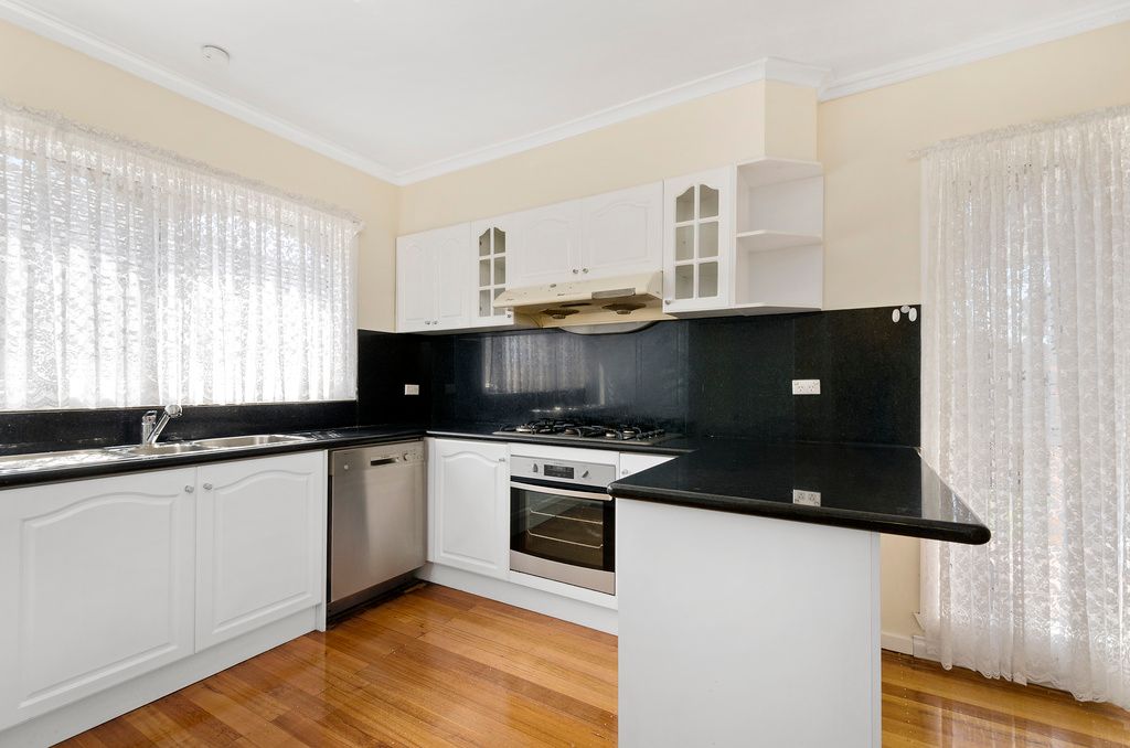 2 Lowe Ave, Altona, VIC 3018