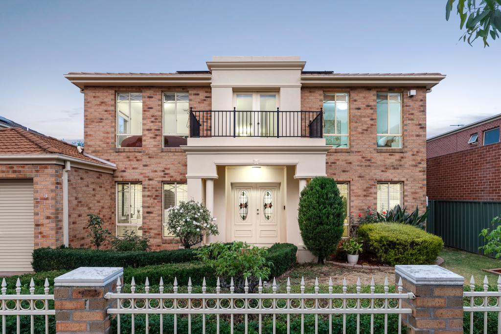 3 SCHOOL CT, OAK PARK, VIC 3046
