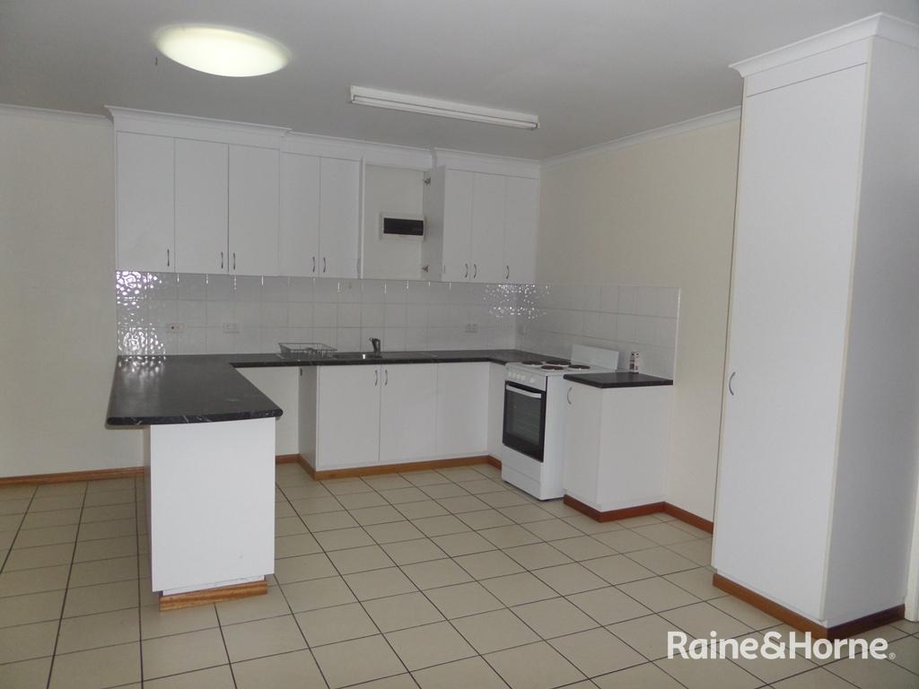 2/240 Shakespeare St, Mackay, QLD 4740