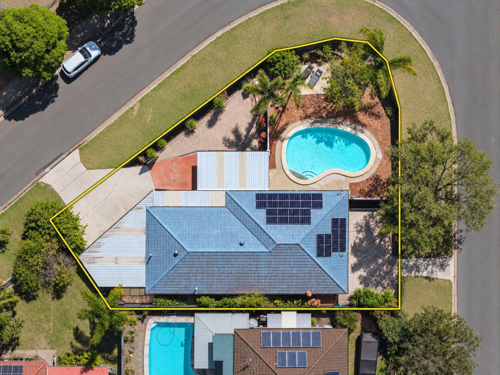 16 Moss St, Kippa-Ring, QLD 4021