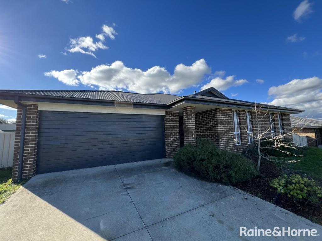 16 Sullivan Cct, Orange, NSW 2800