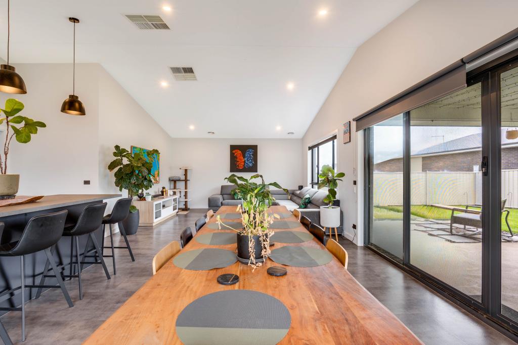 28 Rodeo Dr, Thurgoona, NSW 2640