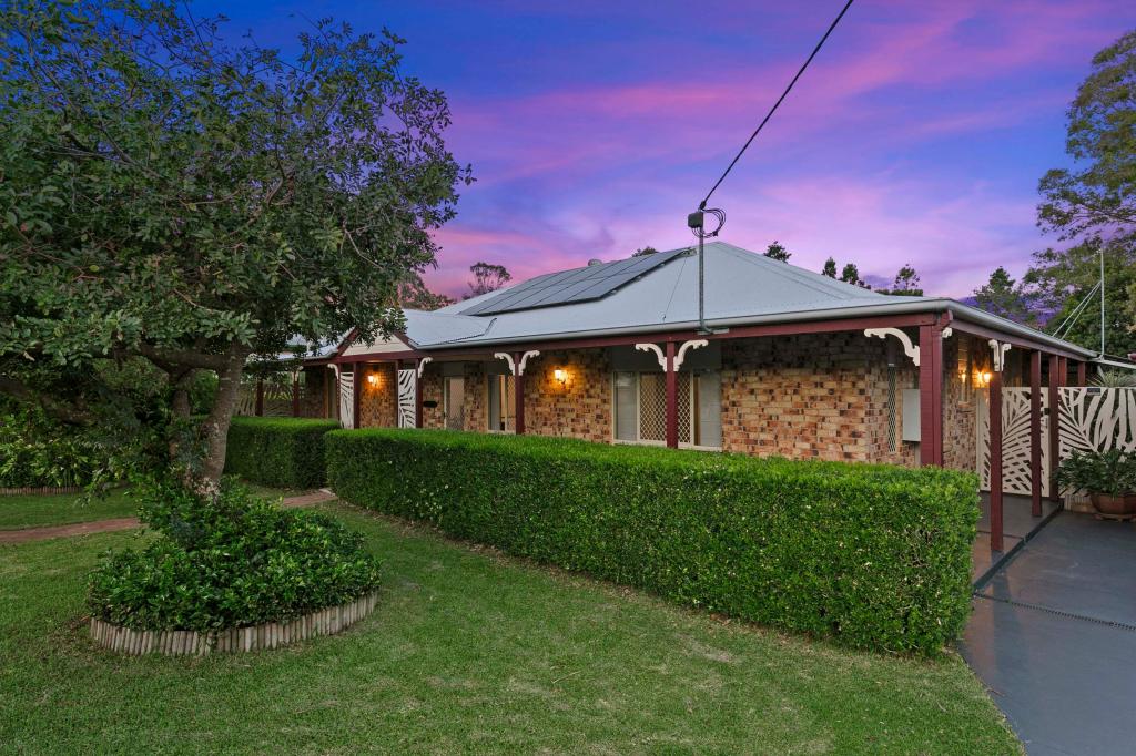 27 Romeck Cres, Urraween, QLD 4655