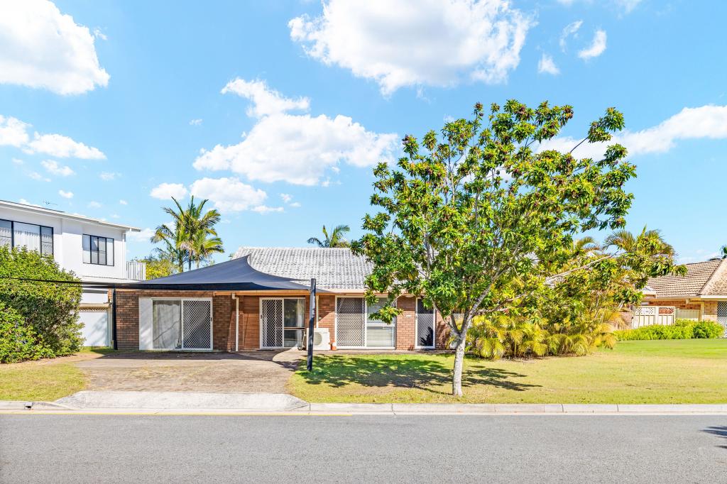 4 Avanti St, Mermaid Waters, QLD 4218