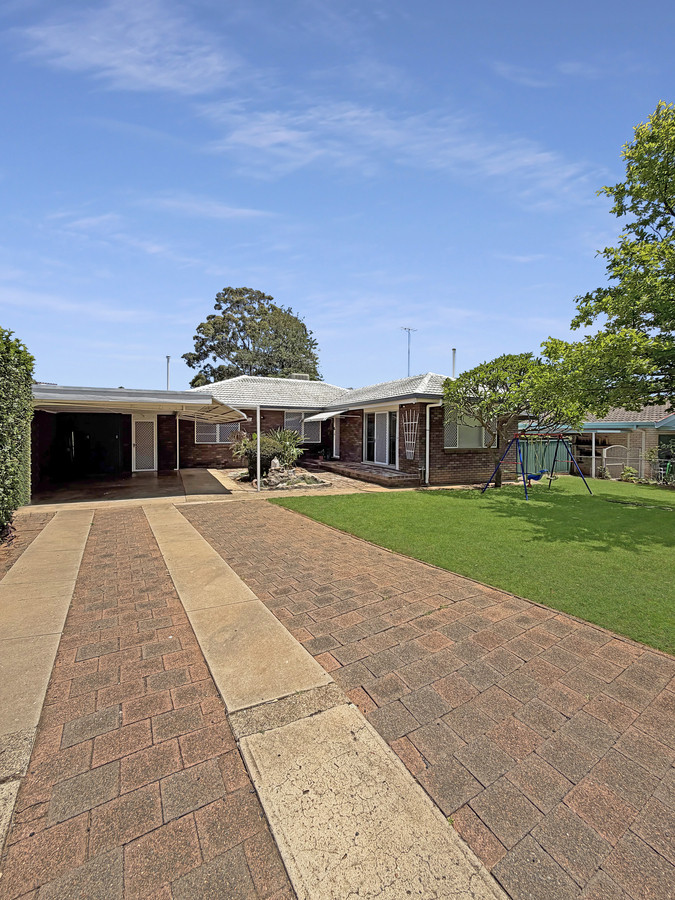 3 Thomson Pl, Gunnedah, NSW 2380