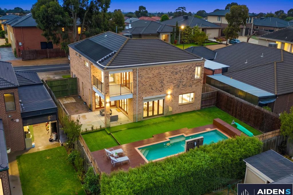 8 HARRISON CT, BURNSIDE HEIGHTS, VIC 3023