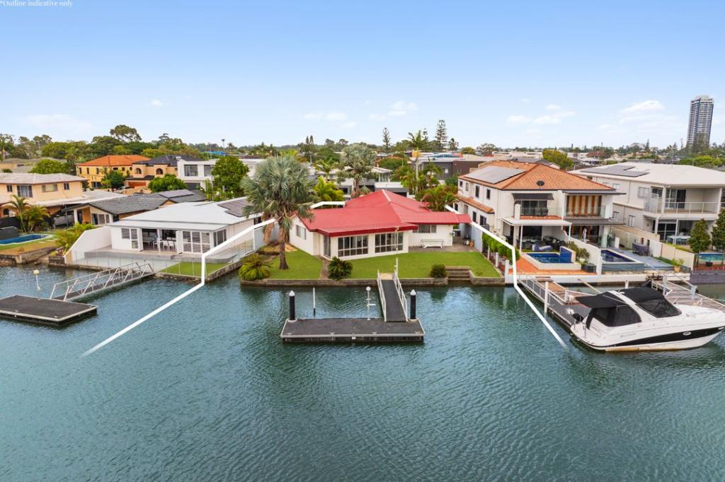 26 Vaggelas Cres, Biggera Waters, QLD 4216