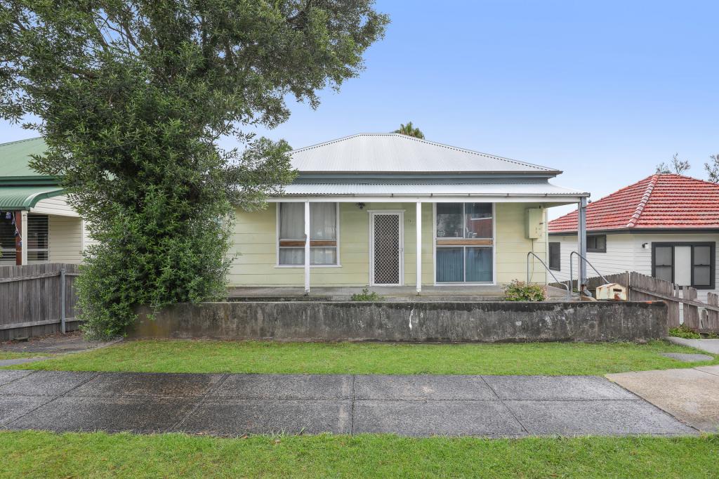 71 Russell St, Woonona, NSW 2517