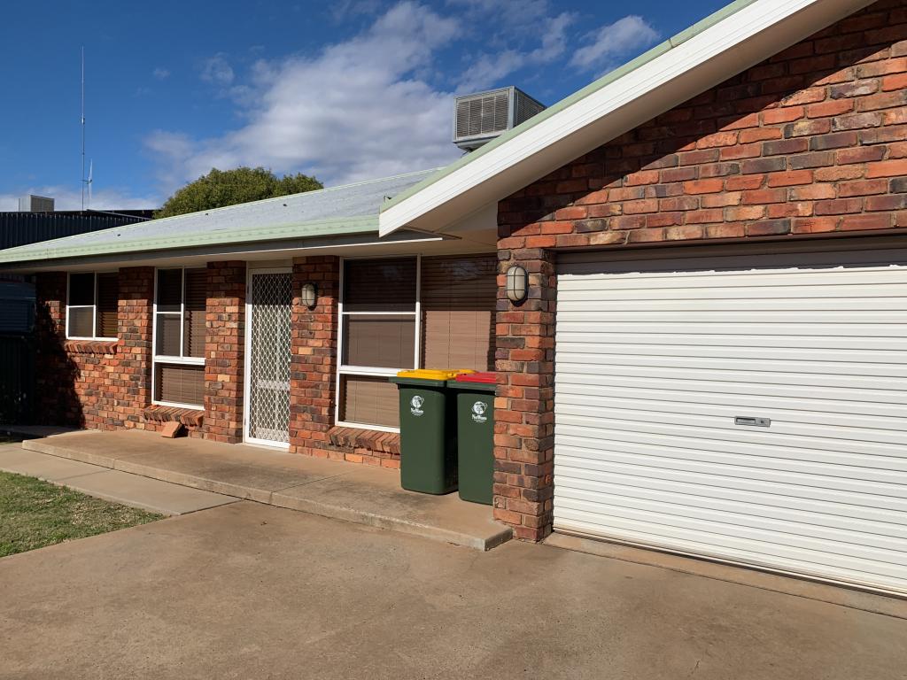 4/5 Thornbury St, Parkes, NSW 2870