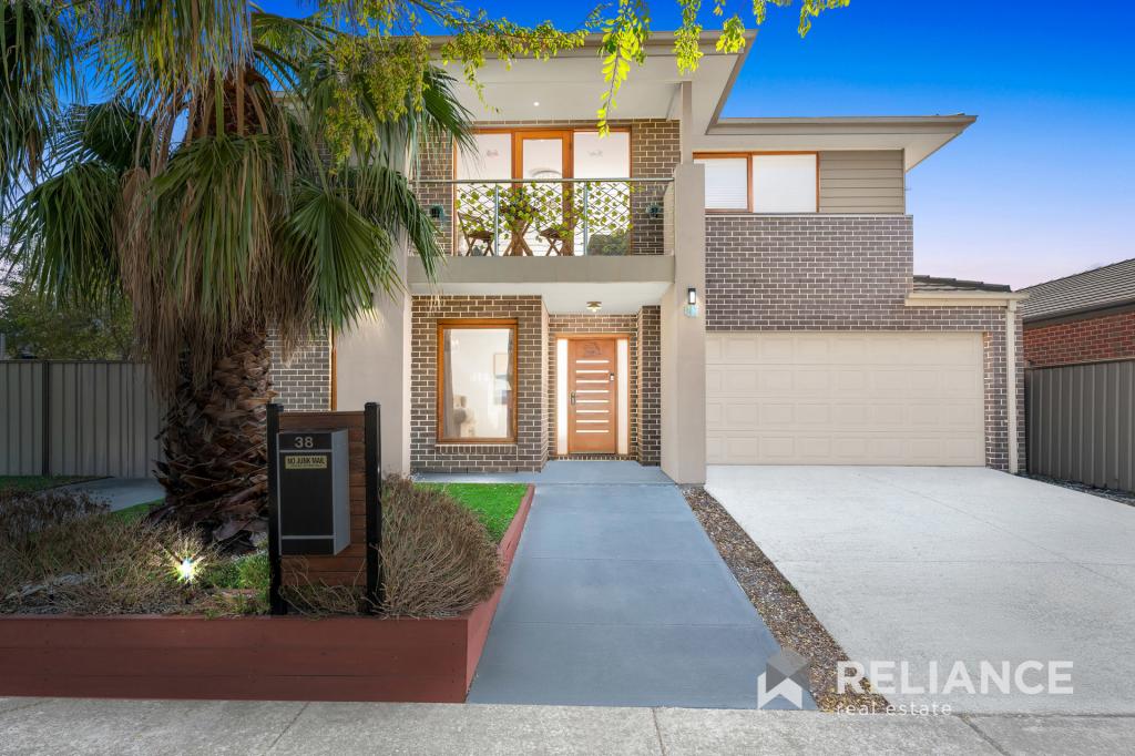 38 Tamar Ave, Point Cook, VIC 3030