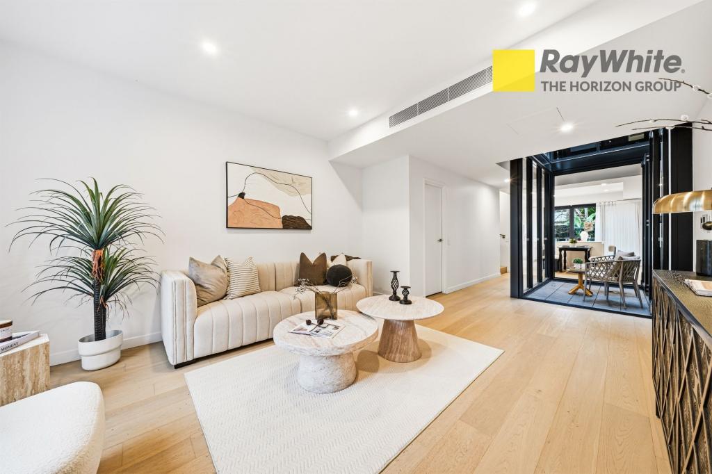36 METTERS ST, ERSKINEVILLE, NSW 2043