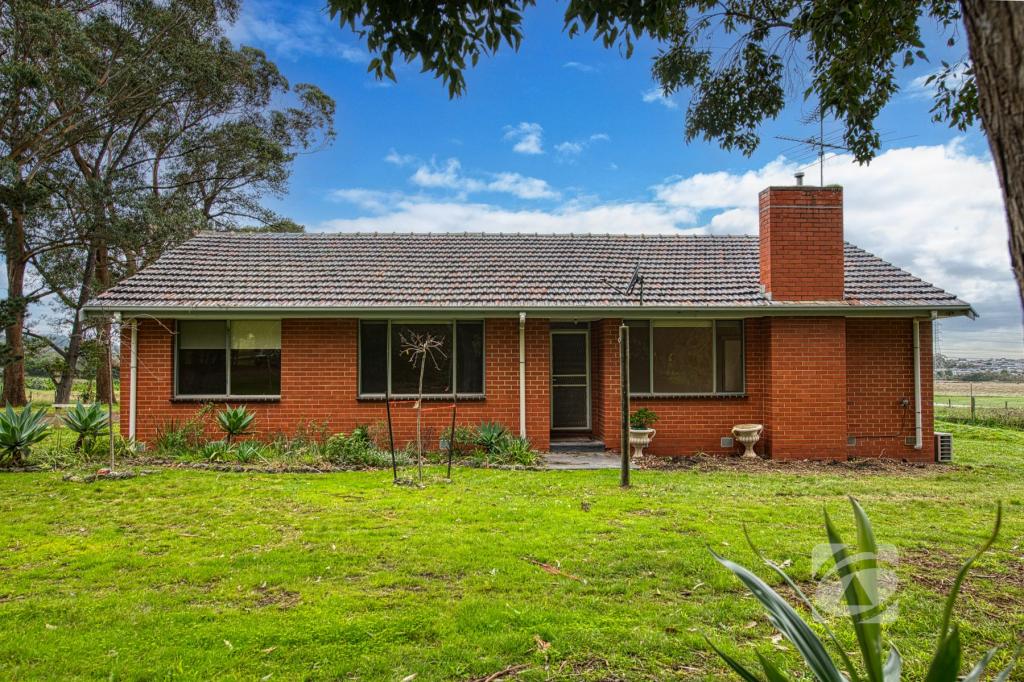 333 Brown Rd, Pakenham, VIC 3810