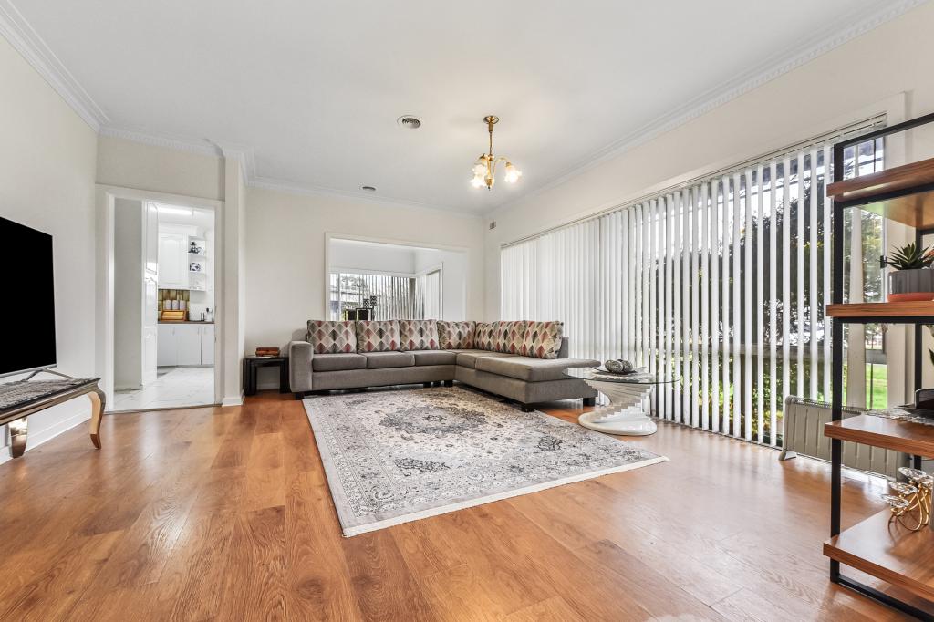 30 Rogers St, Pakenham, VIC 3810