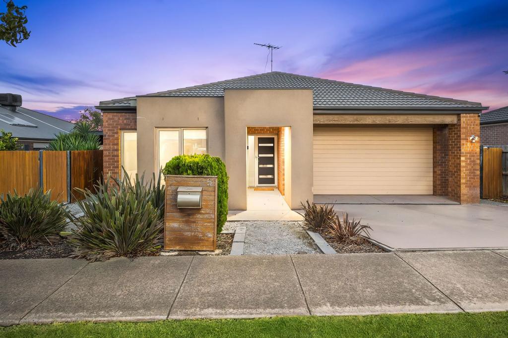 5 Sugargum Dr, Waurn Ponds, VIC 3216