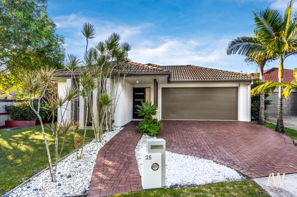 25 Peppermint Cres, Sippy Downs, QLD 4556