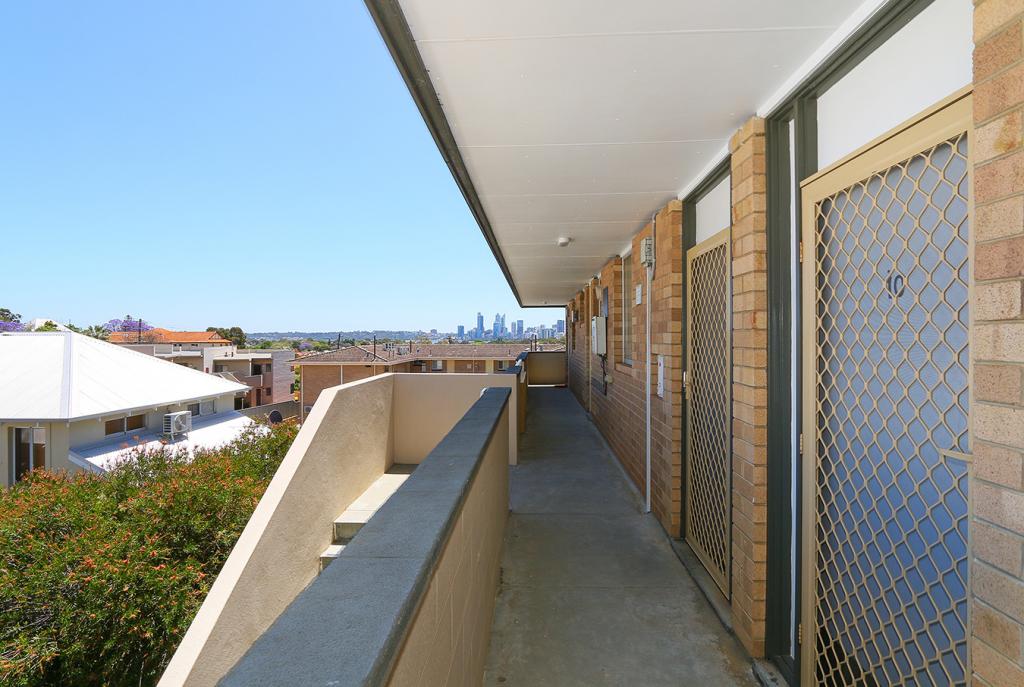 10/73 King George St, Victoria Park, WA 6100