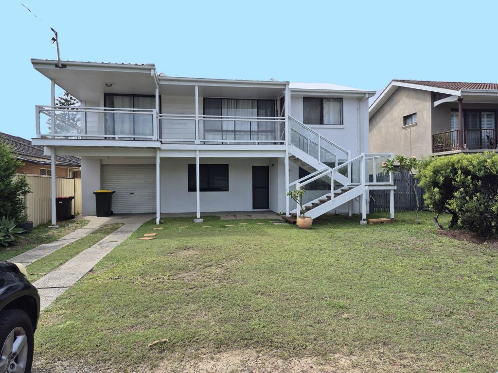 14 Wilfred Barrett Dr, The Entrance North, NSW 2261