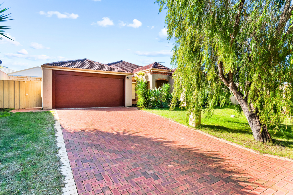 47 TURNER PKWY, CARRAMAR, WA 6031