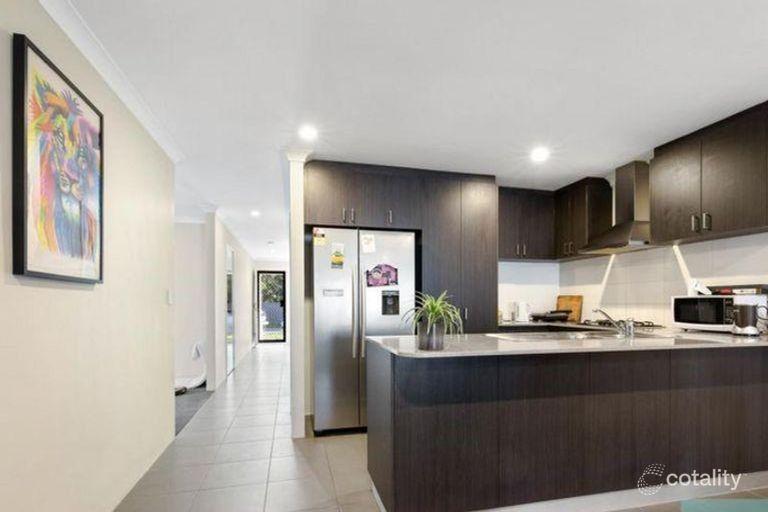 34 Beroona Way, Cockburn Central, WA 6164