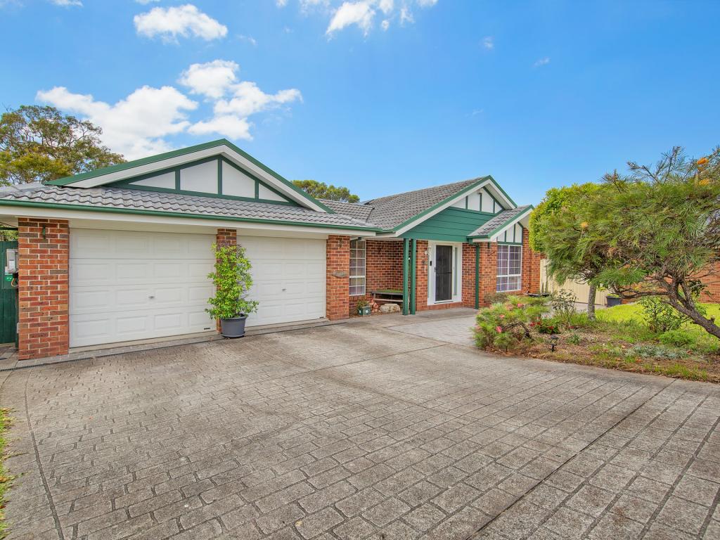 17 Plane Tree Cct, Woongarrah, NSW 2259