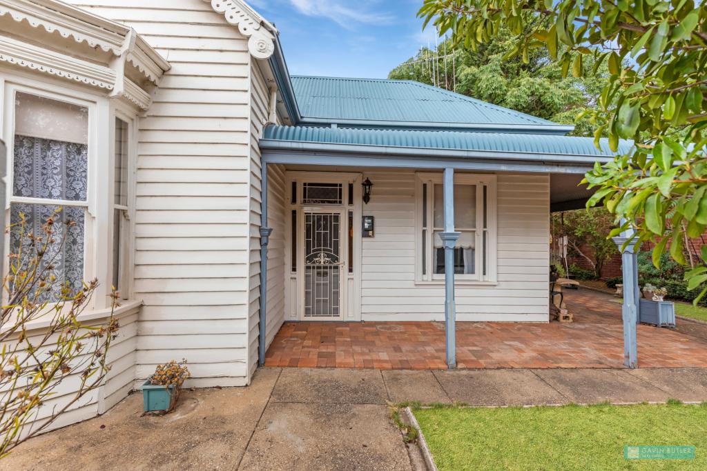 162 Mitchell St, Quarry Hill, VIC 3550