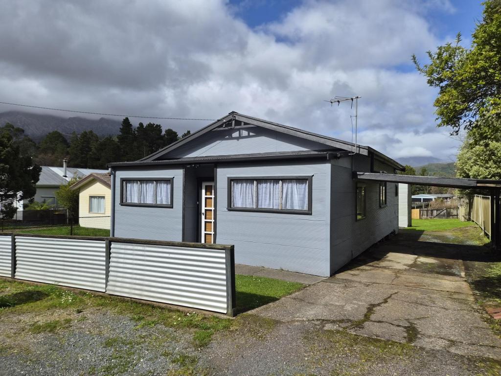 27 Austin St, Queenstown, TAS 7467