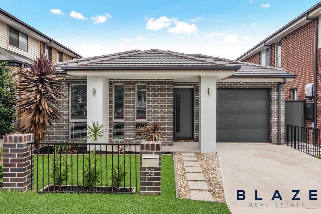 32 Leppington House Dr, Denham Court, NSW 2565