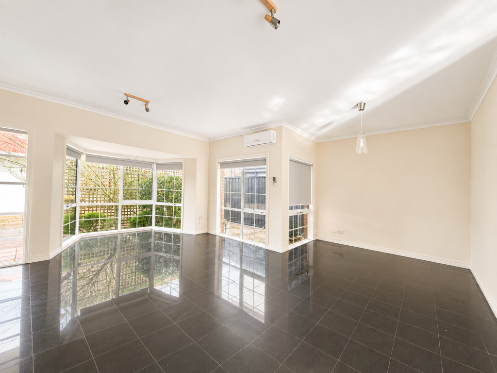 2/3 Stradbroke St, Oakleigh South, VIC 3167