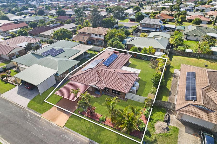 22 Discovery St, Flinders View, QLD 4305