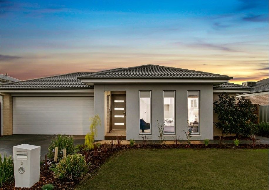 3 Howden St, Cranbourne East, VIC 3977