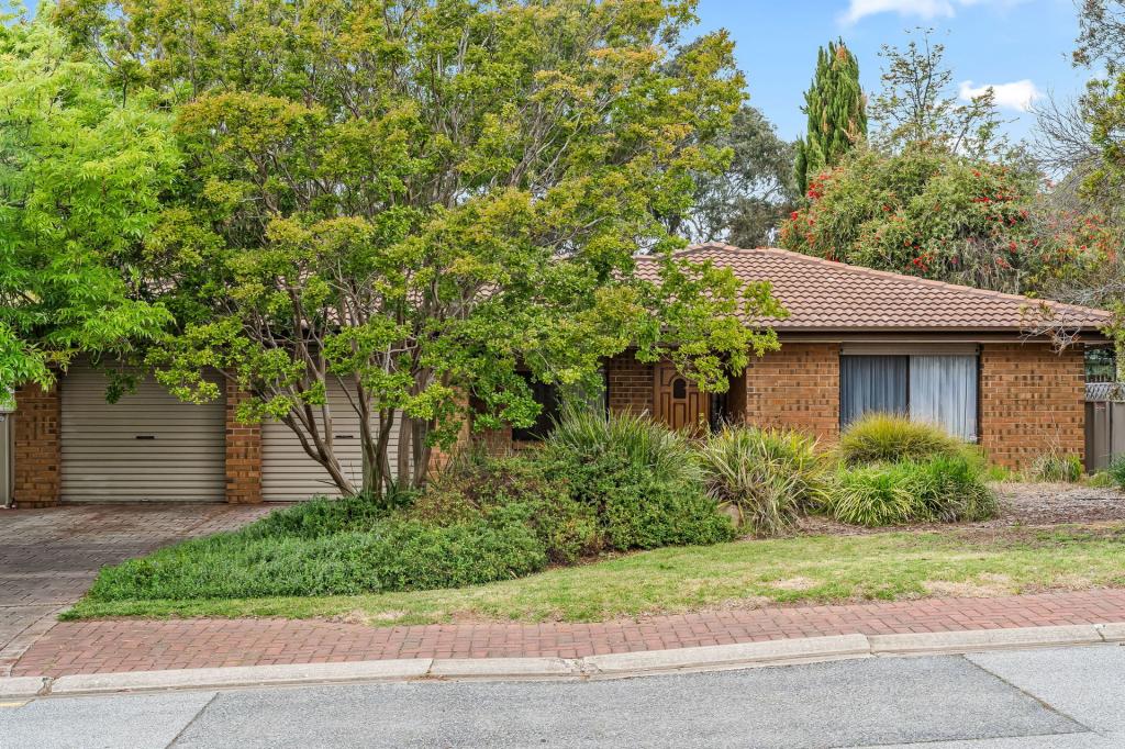 6 Maple Ave, Aberfoyle Park, SA 5159