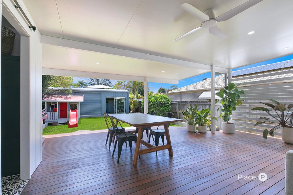 102a Arthur St, Woody Point, QLD 4019