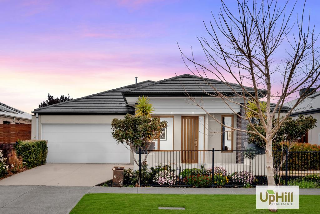 6 Callow Ave, Clyde North, VIC 3978